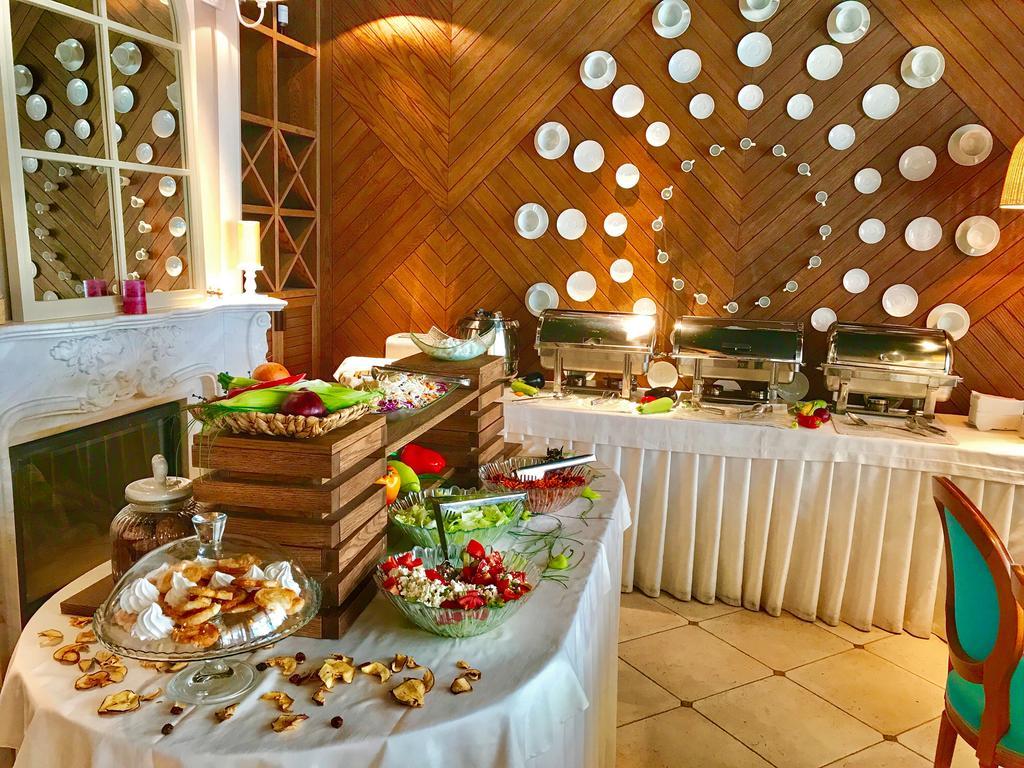 Romance Marine Aparthotel Slăntjev Brjag Exteriör bild
